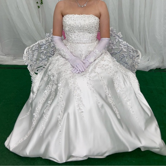 Sherri Hill Style #51817 POCKETS Ivory Strapless Ball Gown A-Line Pearl Floral - Picture 5 of 6